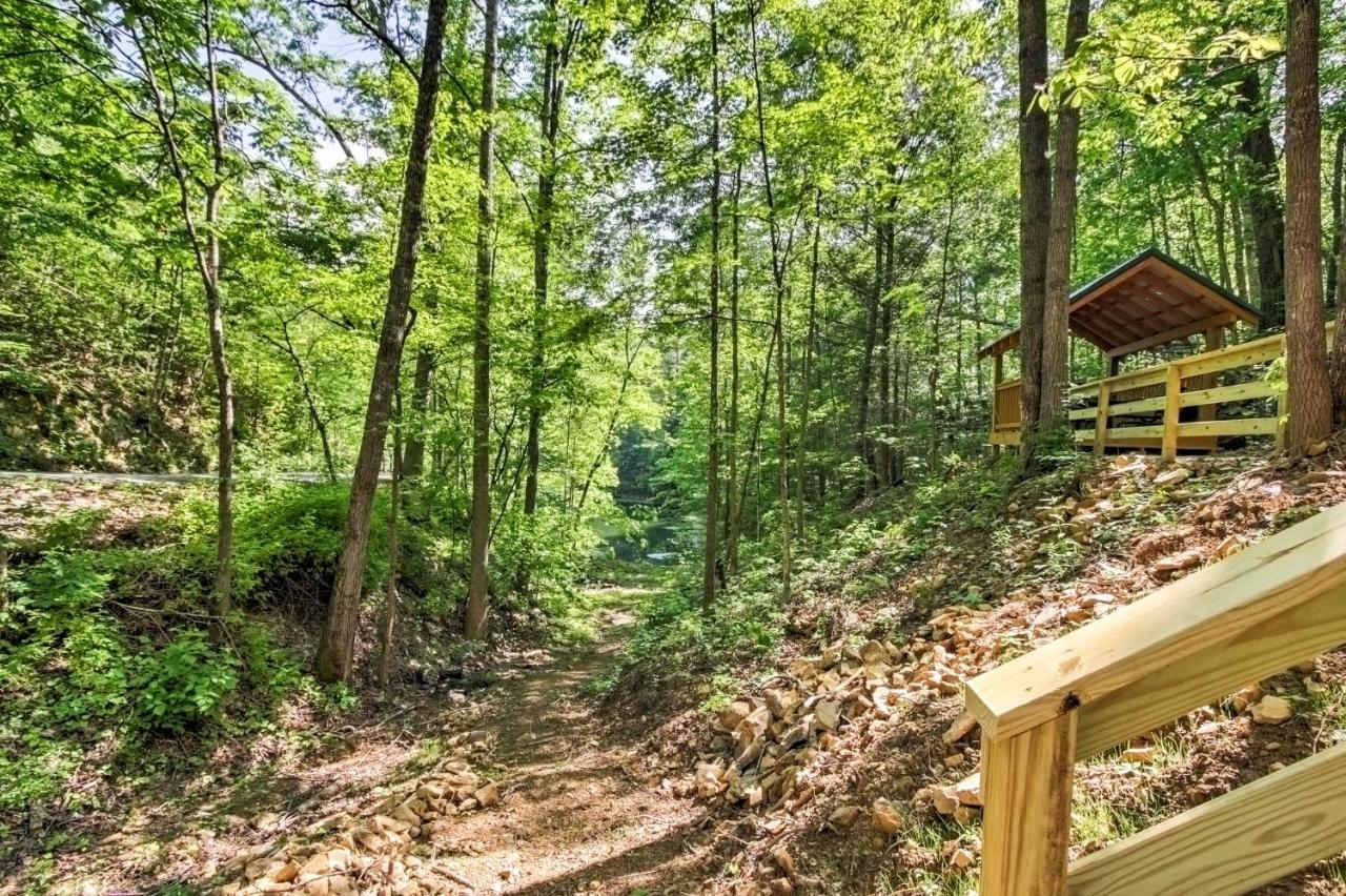Gatlinburg Cabin With Hot Tub 5 Mi To Downtown Exteriör bild