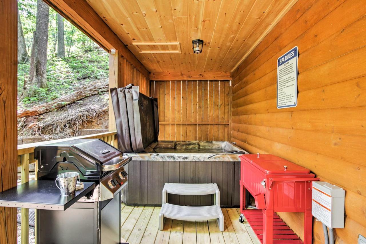 Gatlinburg Cabin With Hot Tub 5 Mi To Downtown Exteriör bild